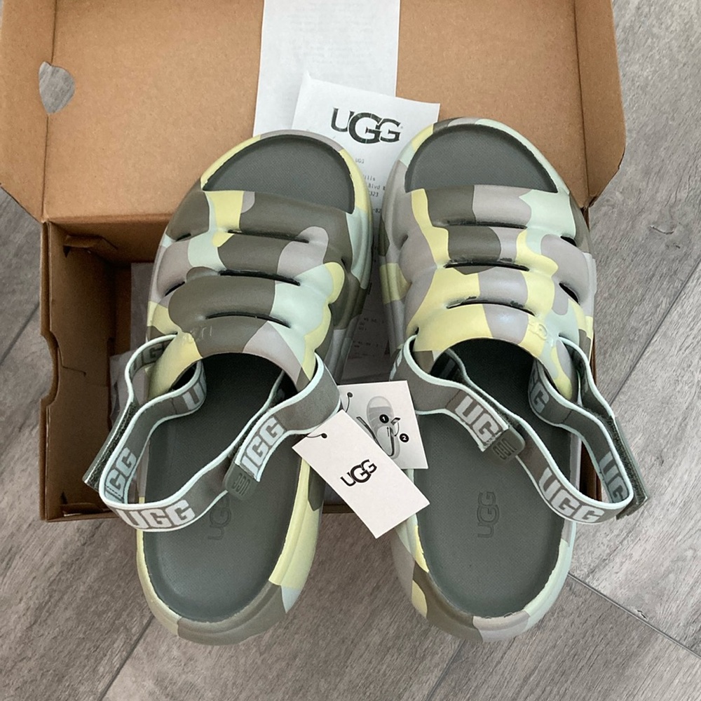 Ugg shoes